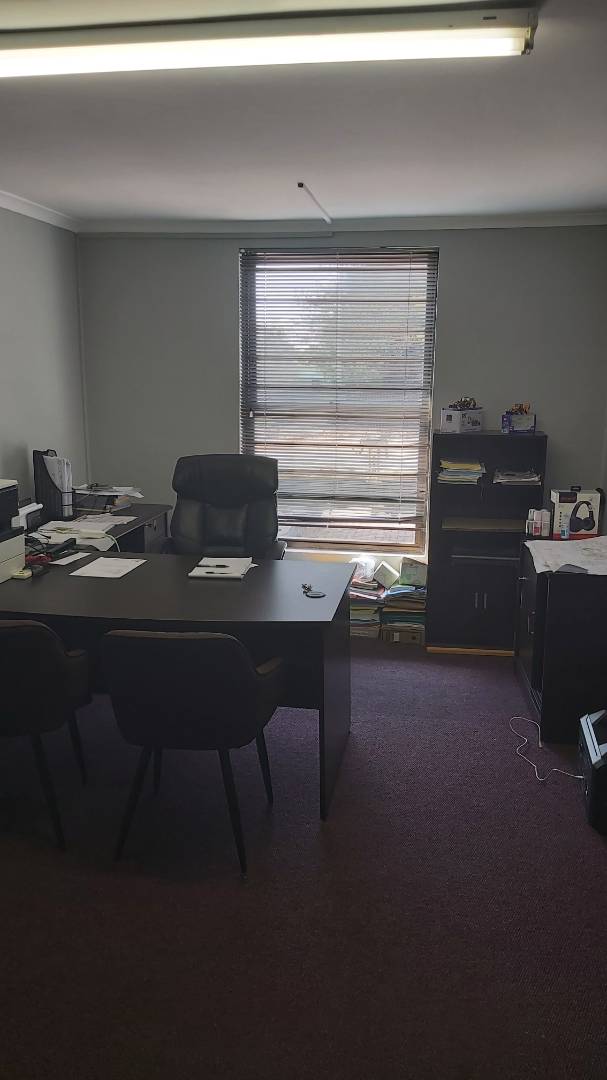 To Let commercial Property for Rent in Newton Park Eastern Cape